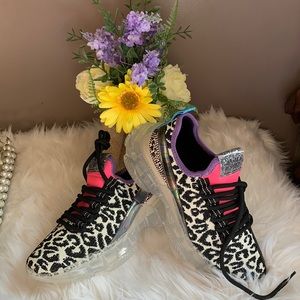 Beautiful Steve Madden shoe For girls